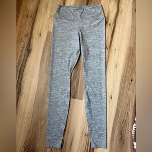 Nike Women’s Heather Gray High-Rise Leggings